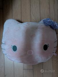 cuscino Hello Kitty con coperta pile