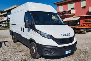 Iveco daily 35S14 2.3 hpi 136CV H2L2 - 40000 km