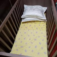 Culla e corredino usati pochissimo. 