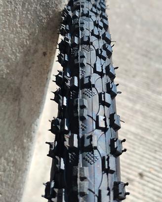 Copertone nuovo Kenda 27.5" (27.5x2.10)