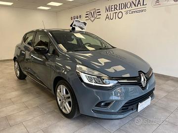 Renault Clio dCi 8V 75 CV 5 porte Moschino Zen