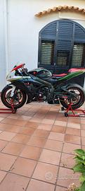 Suzuki GSX R 750 K7 Allest. Pista con Documenti