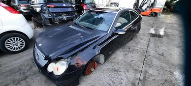 MERCEDES-BENZ C220 ANNO 2008 - RICAMBI