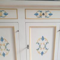 credenza in vero legno