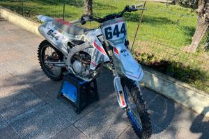 Yamaha YZ 450 - 2025