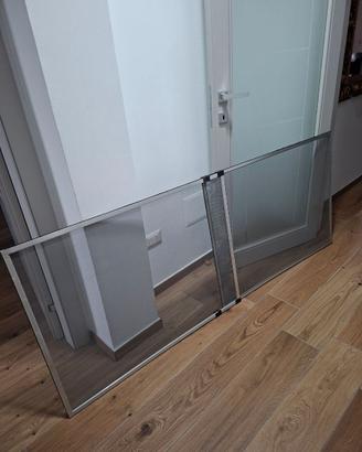Zanzariera estensibile con telaio in alluminio