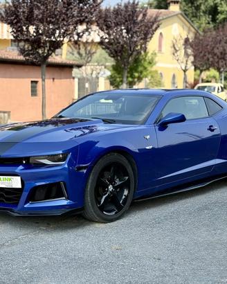 CHEVROLET Camaro LT