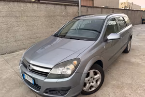 OPEL ASTRA 1.6 BENZINA EURO4 FAMIGLIARE