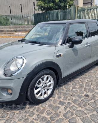 Mini 1.5 Cooper D cambio automatico