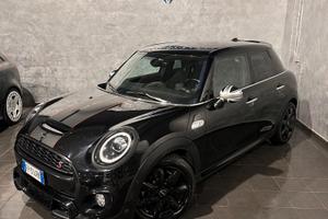 Mini 2.0 Cooper SD aut. 5 porte JOHN COOPER WORKS
