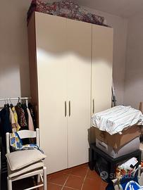 Armadio,comodino,letto