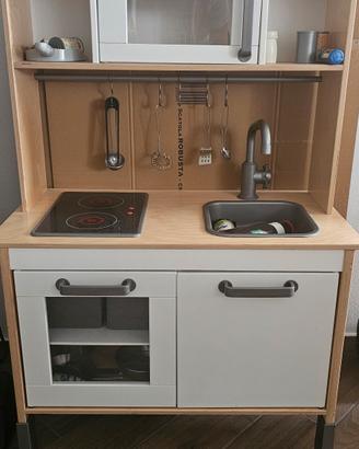 cucina Ikea bambini