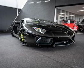 Lamborghini Aventador 6.5 V12 LP700-4