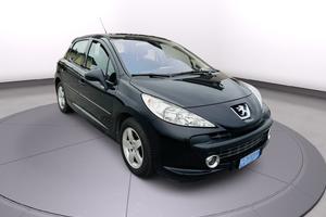 Peugeot 207 1.4 HDi 2009 150.000km neo patentati
