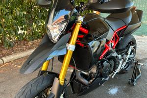 Aprilia dorsoduro 900