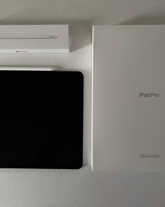 iPad Pro 12.9” (Quinta Generazione) + Apple Pencil
