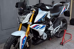 BMW G310R
