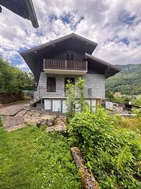 CASA SEMINDIPENDENTE A CERES