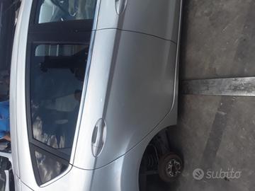 PORTIERA POSTERIORE DESTRA FORD Fiesta 6° Serie (
