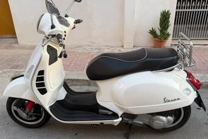 Vespa Piaggio GTS 300