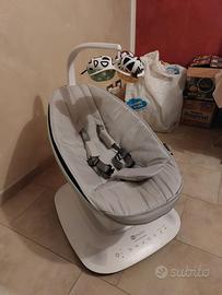 sdraietta 4Moms Altalena MamaRoo Baby Swing