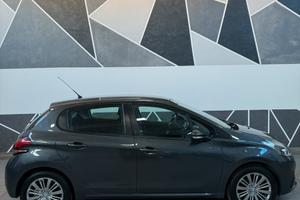 Peugeot 208 1.2 benzina