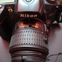 Macchina fotografica Nikon D90 + obiettivo Nikon