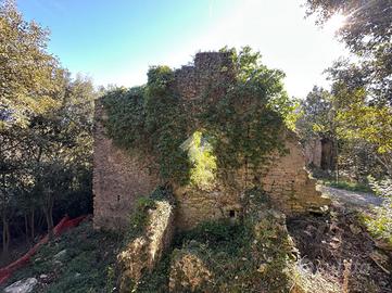 RUSTICO A FINALE LIGURE