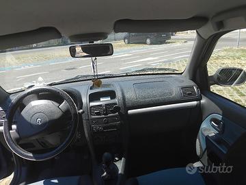 renault clio seria 2