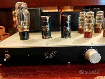 Preamplificatore a valvole Meleos