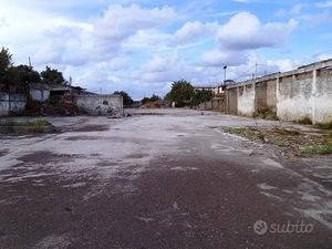 Terreno di 3400 mq in Via Saggese