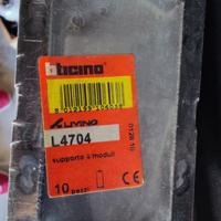 Telaio 4po Bticino Living International L4704 x5pz