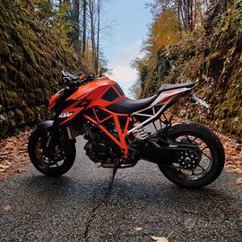 KTM 1290 SUPER DUKE R 2017