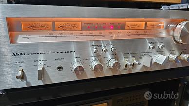 sintoamplificatore vintage Akai AA-1200