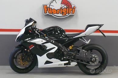 Suzuki GSX R 1000 K6