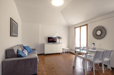 2 LOCALI A TORRI DEL BENACO