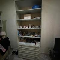 Scrivania+ libreria 