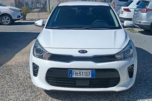 Kia Rio 2017 - 1.0 T-GDi 12V OK NEOP. LB AUTOMOBIL