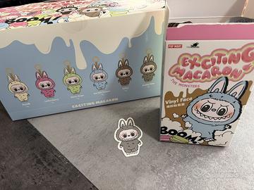 Labubu Excuting Macaron Pop Mart