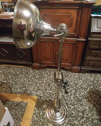 lampada da terra regolabile