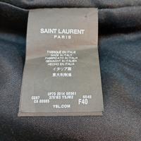 Giacca di pelle scamosciata.