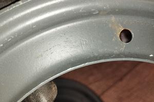 Vespa ruota piena 9 pollici 