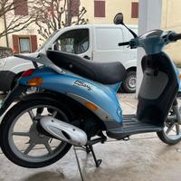 Scooter liberty Piaggio cilindrata 49 cm3