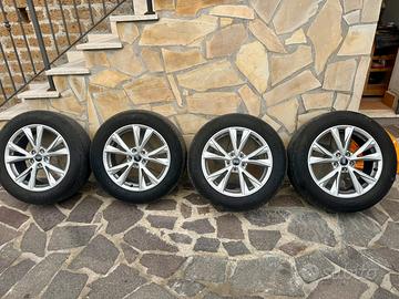 Cerchi originali Audi Q3/Tiguan da 18” + gomme 60%