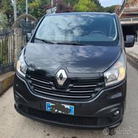Renault Trafic 9 posti 