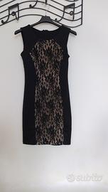 Abito nero con pizzo davanti 