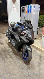 Tmax 560