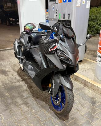 Tmax 560