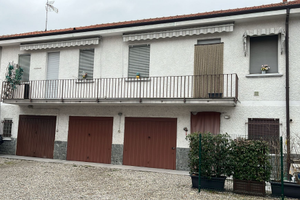 Appartamento di due locali più servizi