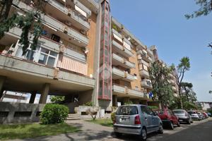 4 LOCALI A FRATTAMAGGIORE